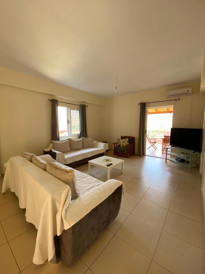 Gkiko'S Guest House Qeparo Dış mekan fotoğraf